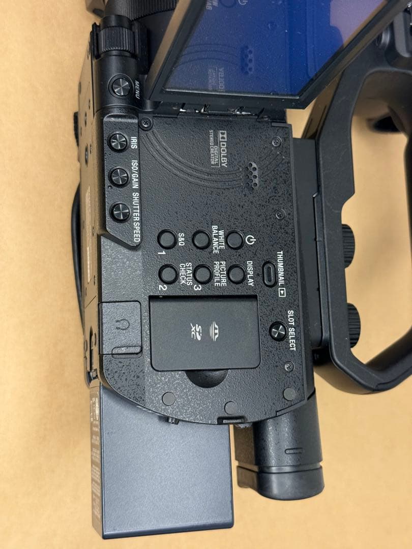 ペコ　SONY HXR-NX80 ガンマイク付き