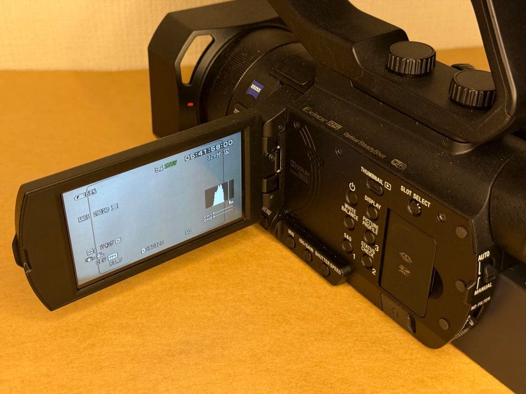 ペコ　SONY HXR-NX80 ガンマイク付き