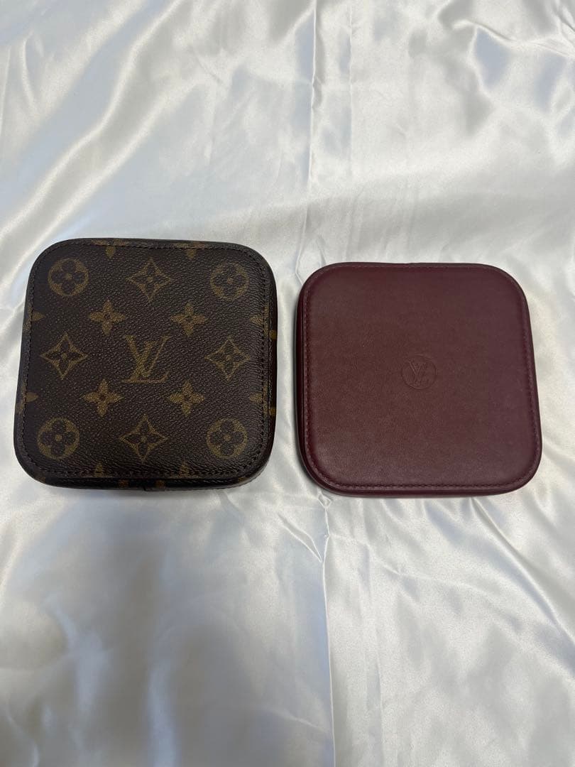 ルイヴィトン モノグラム 小物入れ レザー ケース ポーチ