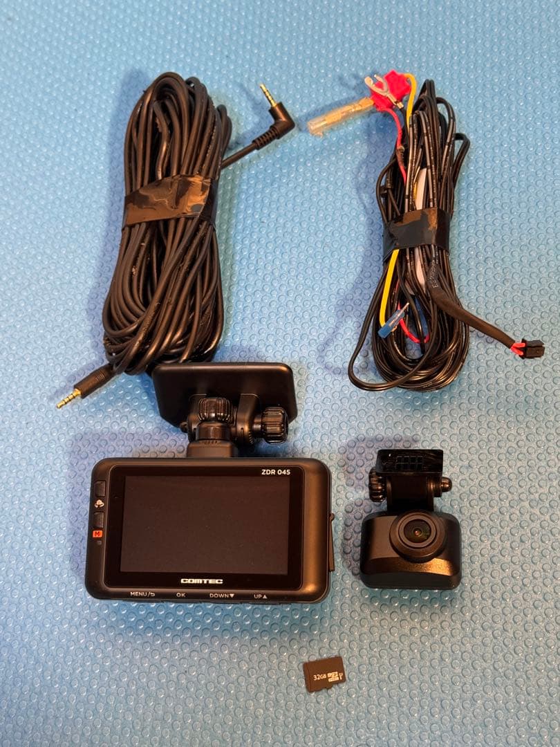 COMTEC ZDR-045（フロント・リア）SDカード（32GB）