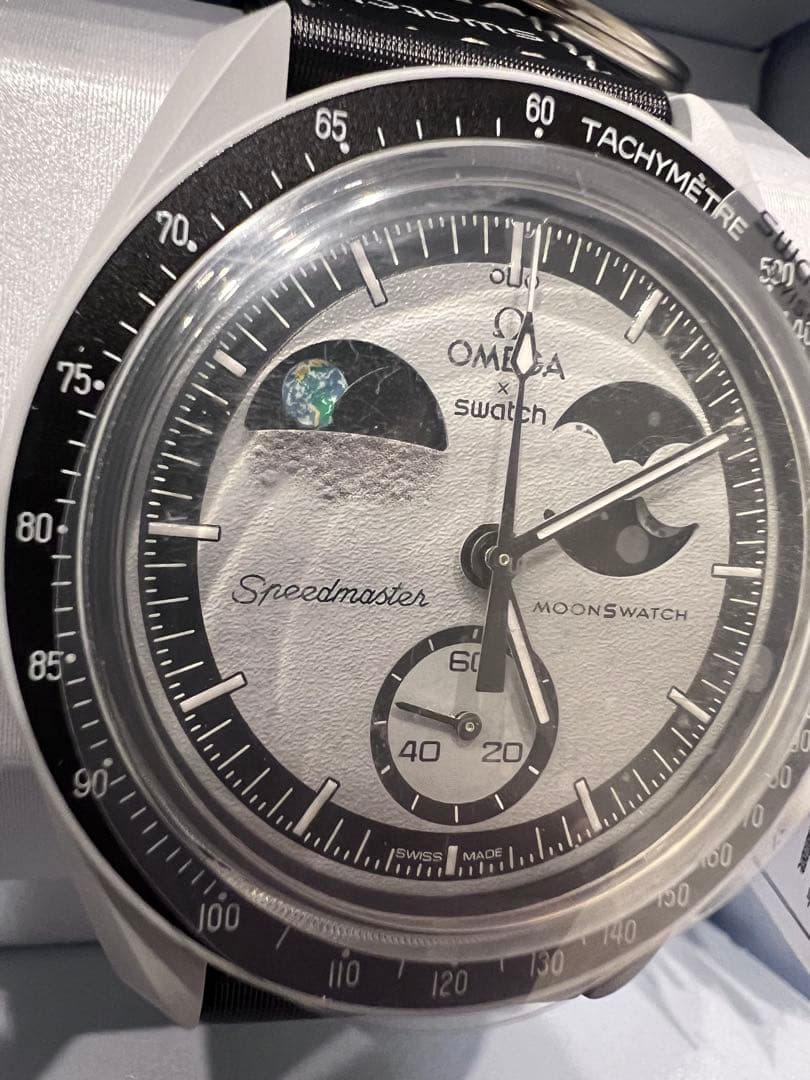 OMEGA × Swatch \"Mission to Earthphase\"