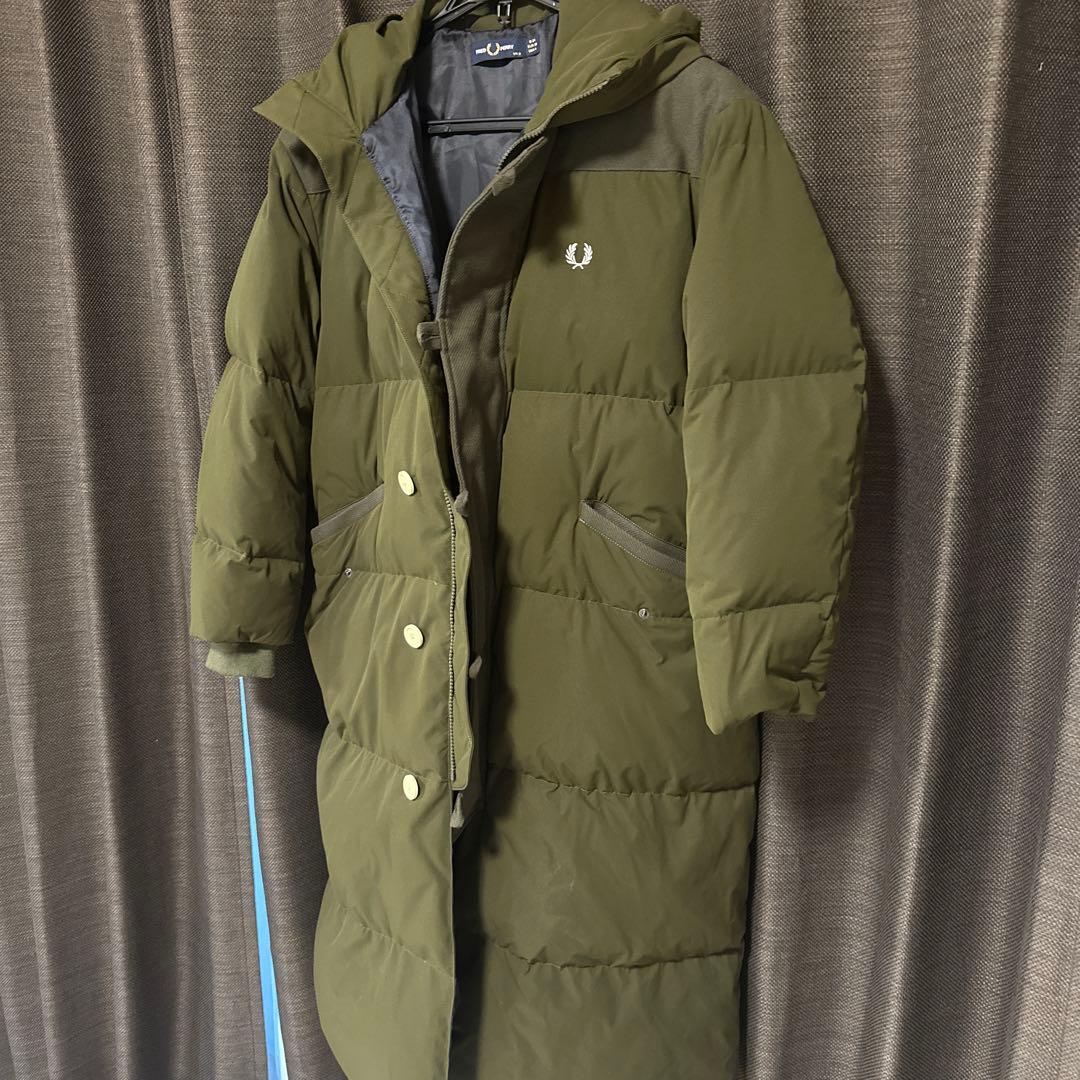FRED PERRY ダウンジャケット