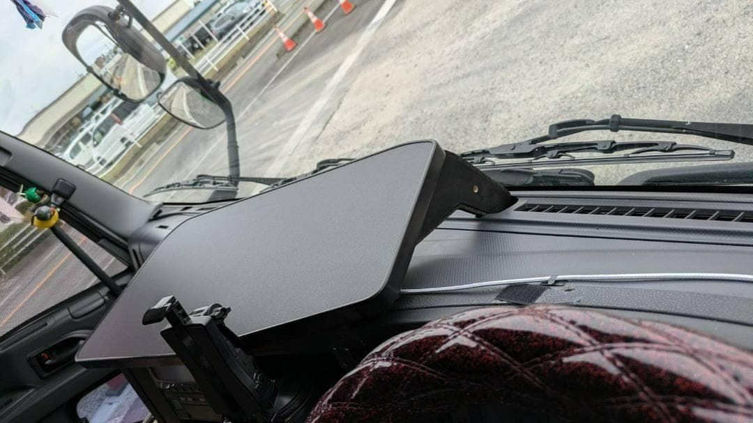 GIGA　ギガ ファイブスター 専用 フロント センター テーブル