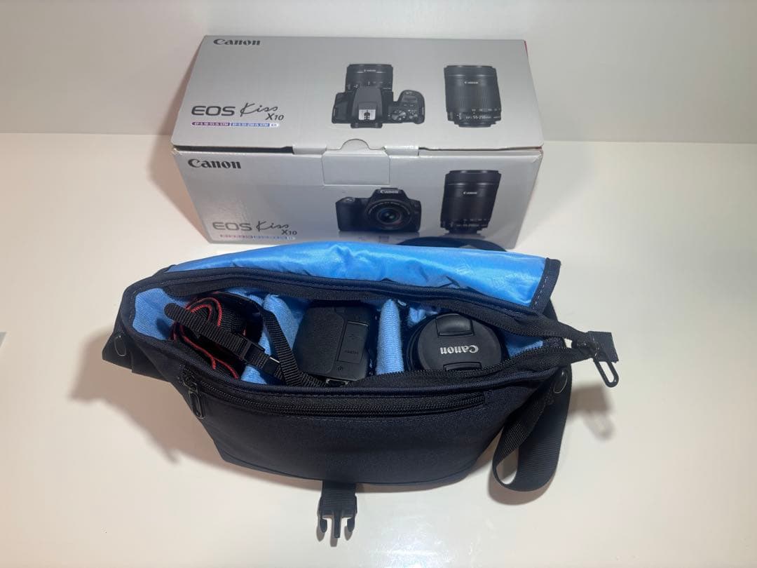 超美品 【Canon EOS Kiss X10 ダブルズームキット】