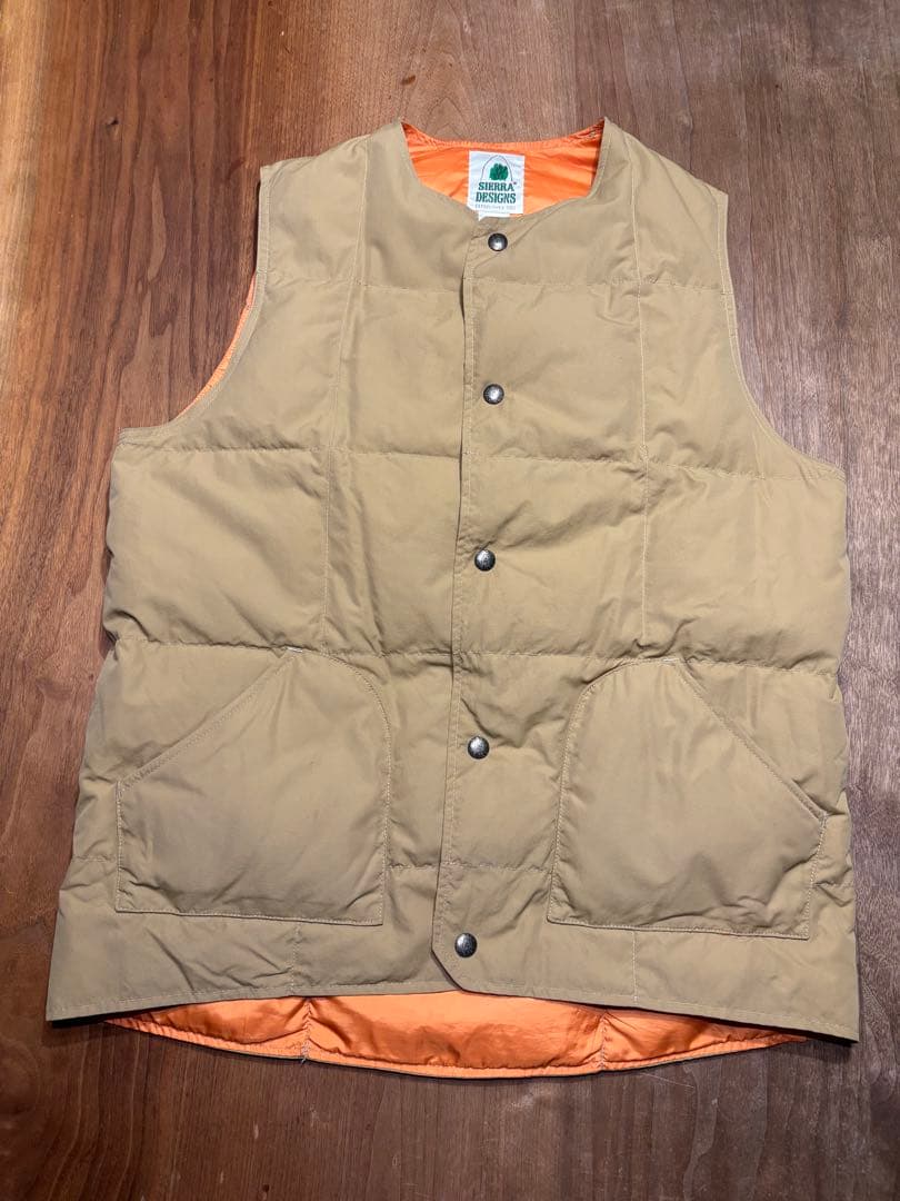 SIERRA DESIGNS ダウンベスト ベージュ/オレンジ