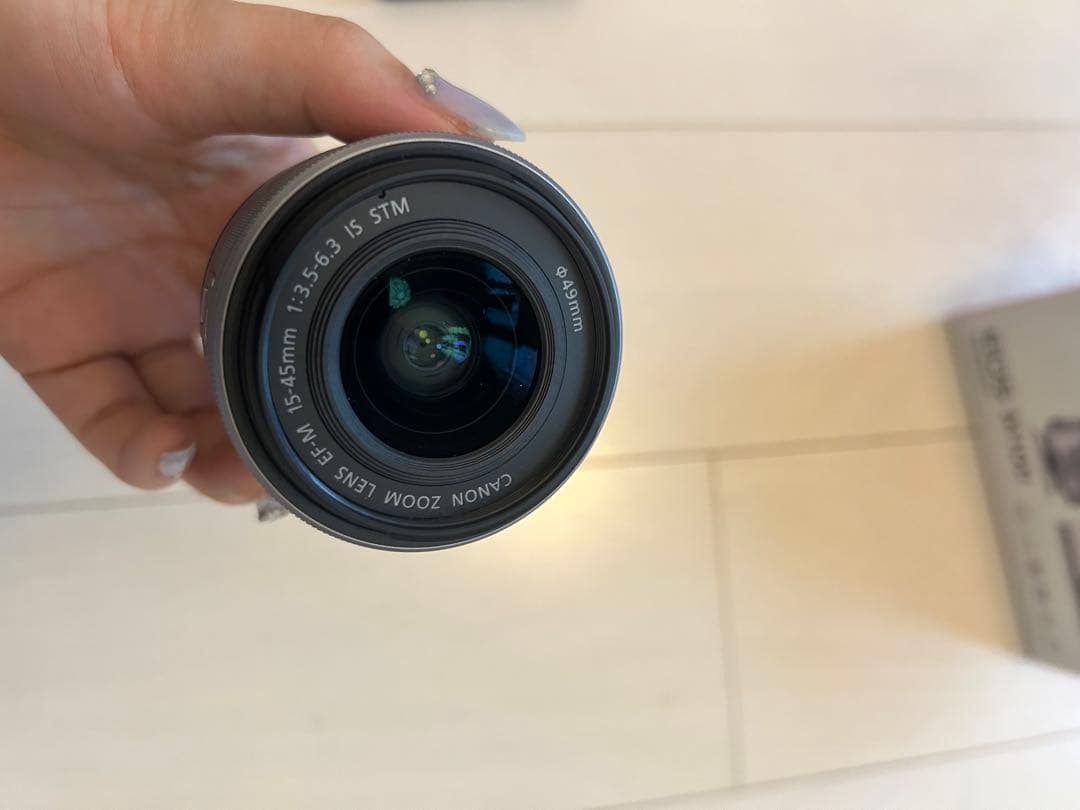 Canon EOS M100 ホワイト ミラーレス一眼 本体