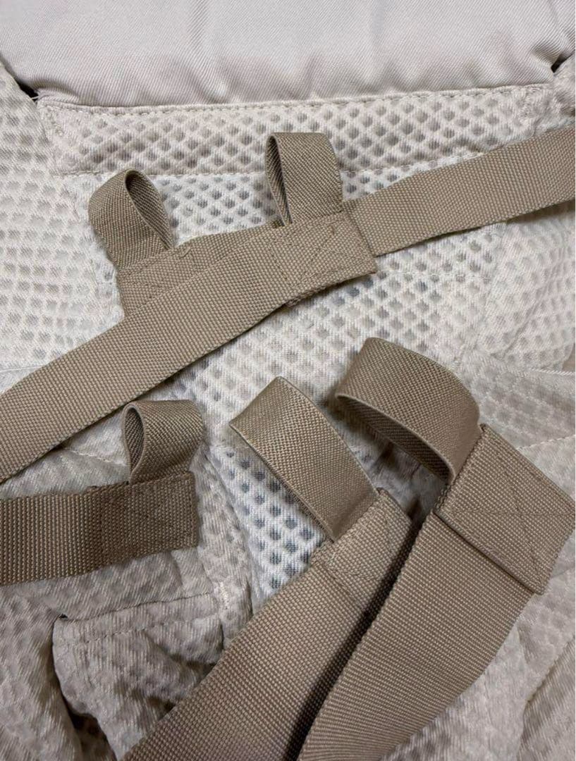 エルゴ　オムニブリーズ　ナチュラルベージュ　抱っこ紐