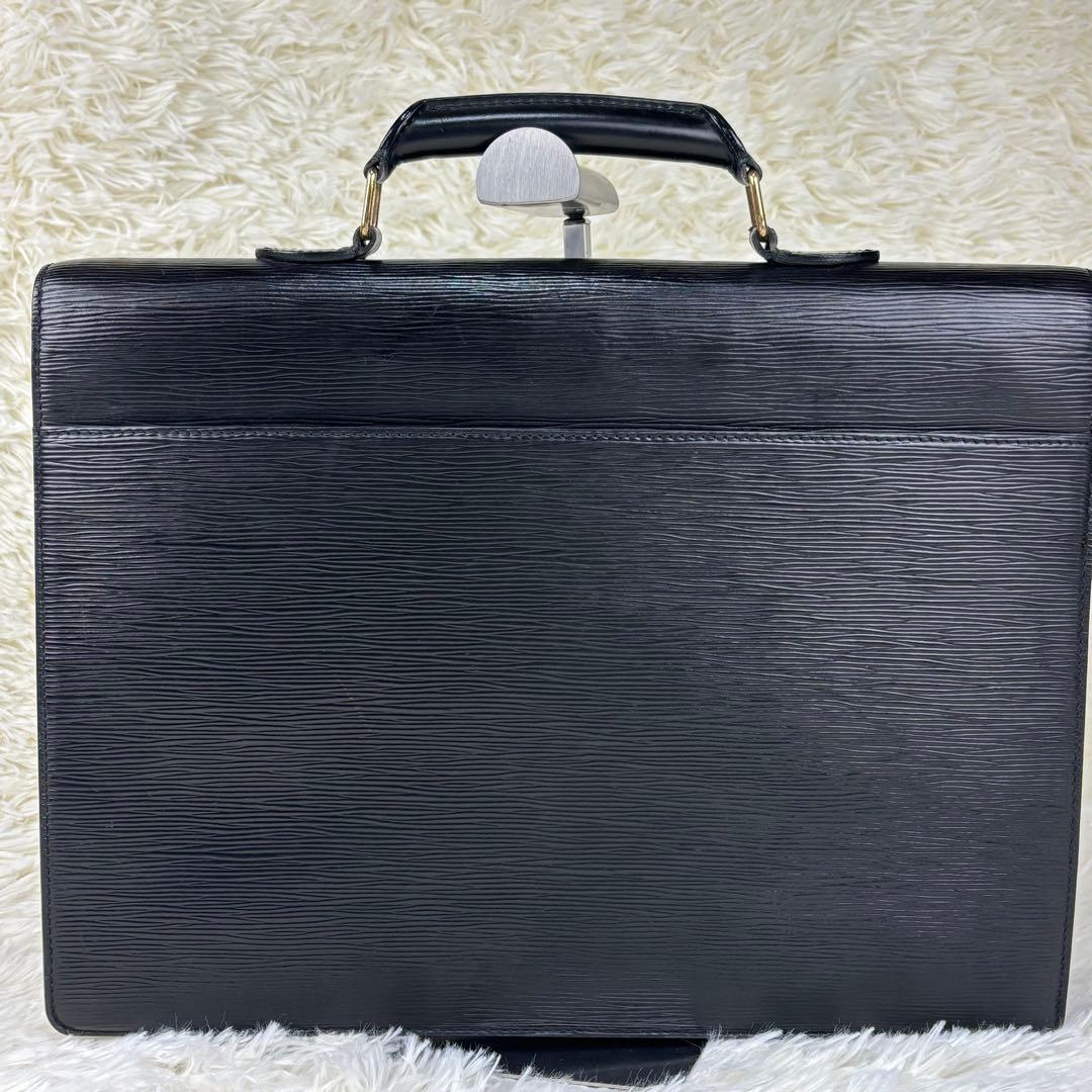 ルイヴィトンエピ セルヴィエット コンセイエ　ビジネスバッグ　ブラック