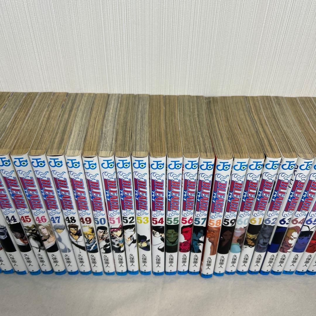 【匿名配送】　BLEACH ブリーチ 1〜74巻　全巻セット　一巻初版