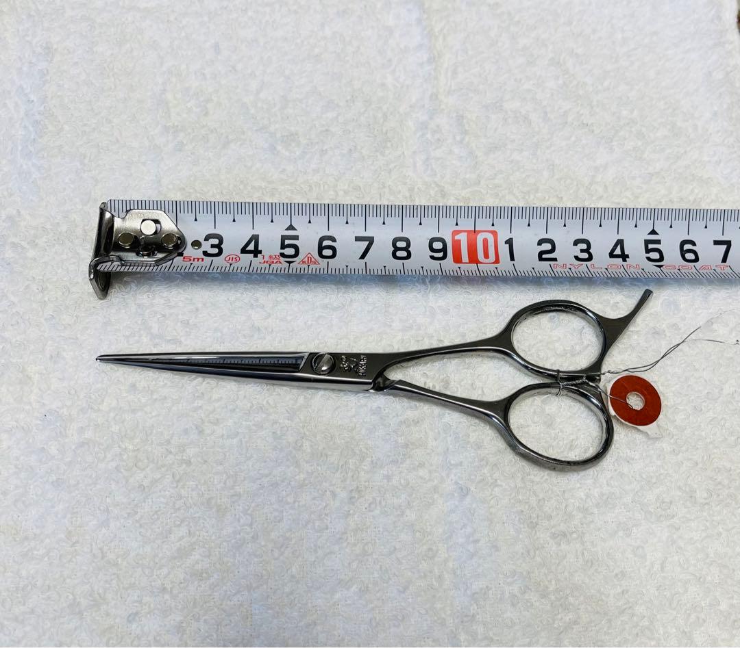 ハイネッタ-Z PAT シザーと　光シザーの2丁セットになります。