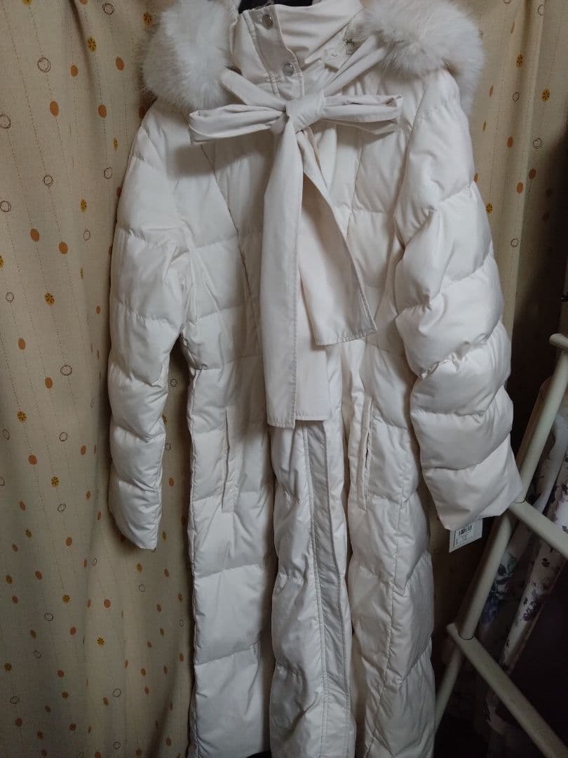 CELFORDフードリボンロングダウンコート IVR サイズ38