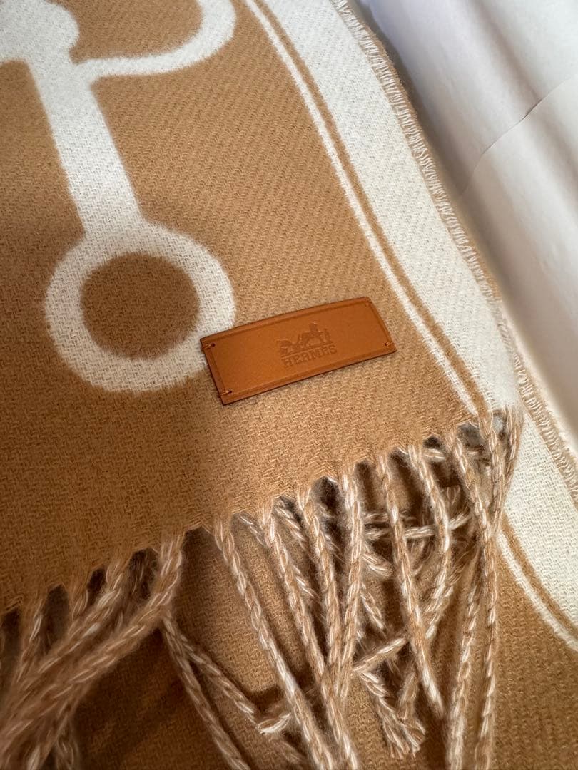 新品エルメスのウールマフラー