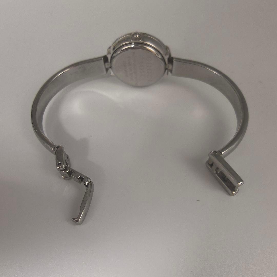 GUCCI グッチ 1400L ブラック文字盤 クオーツバングルウォッチ　稼働品