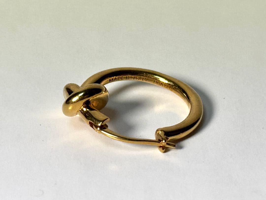 美品 CELINE ノットスモールフープ ピアス ゴールド定価69300円