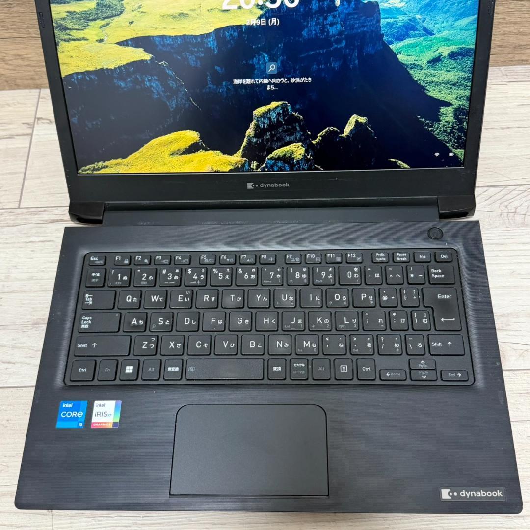 dynabook G83HS Core i5 256GB 人気