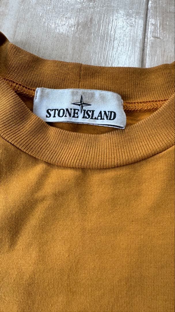 STONE  黄色長袖トレーナー