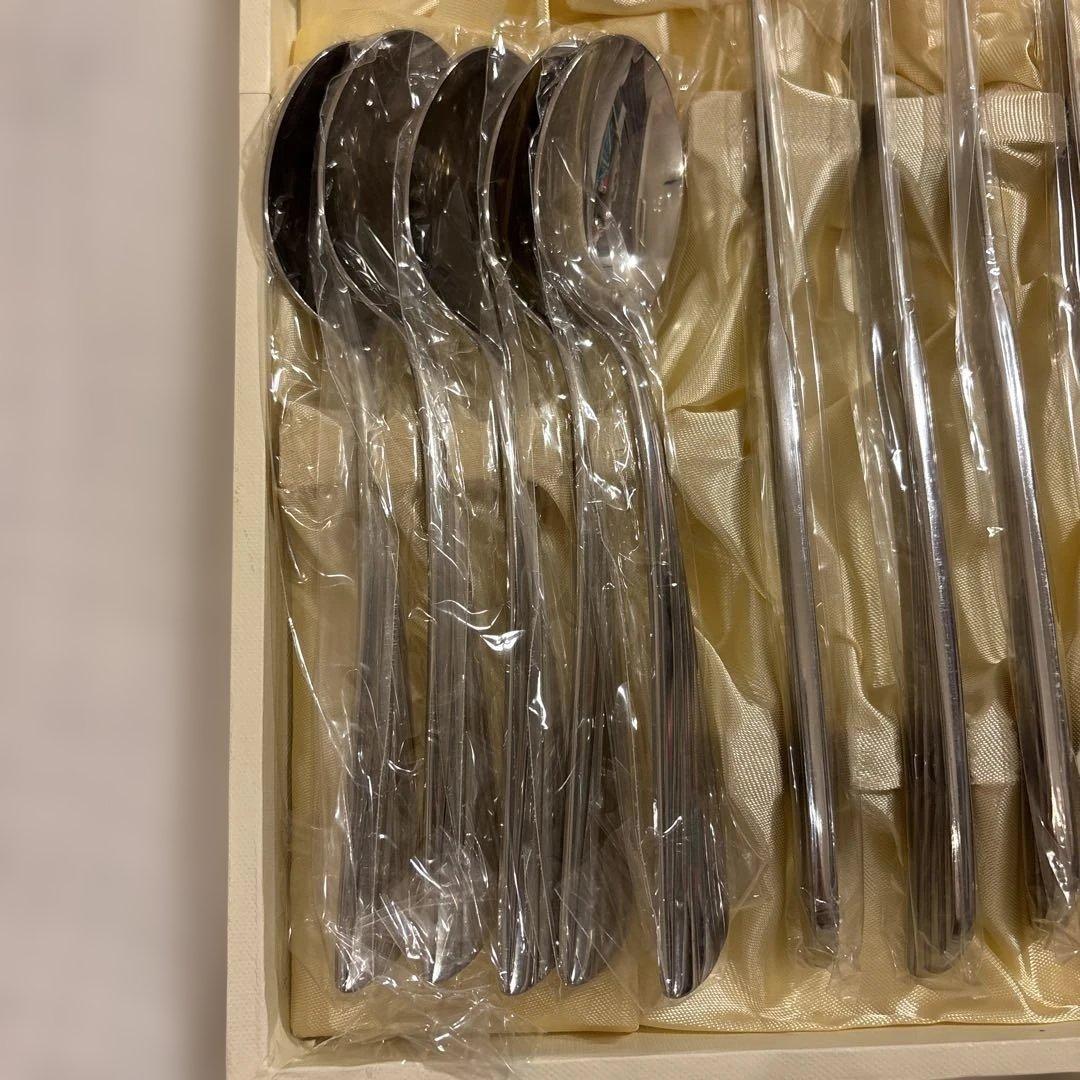 ノリタケ　カトラリーセット　マリンウィング