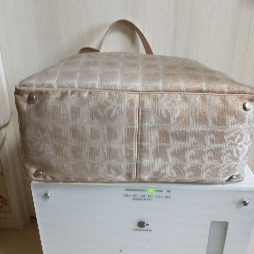 シャネルにユートラベルライントートバック