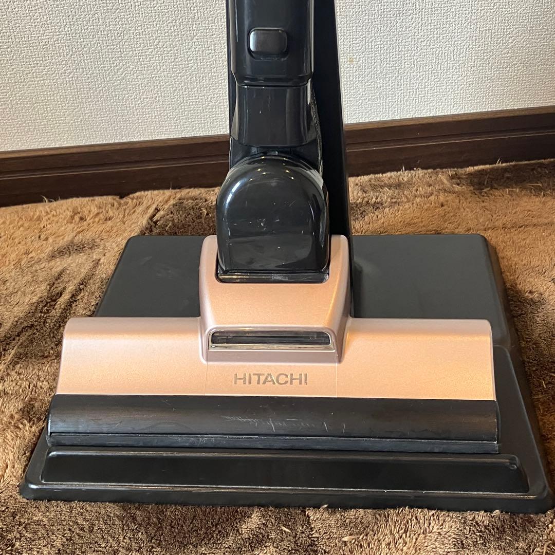 HITACHI ラクかるスティック　コードレスクリーナー　PV-BL30E8