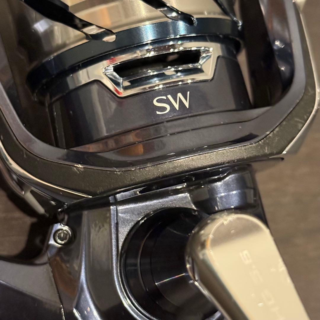 21ツインパワー　SW 8000HG スピニングリール