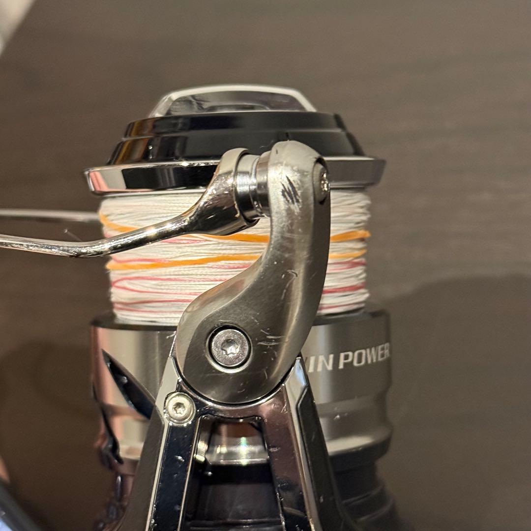 21ツインパワー　SW 8000HG スピニングリール