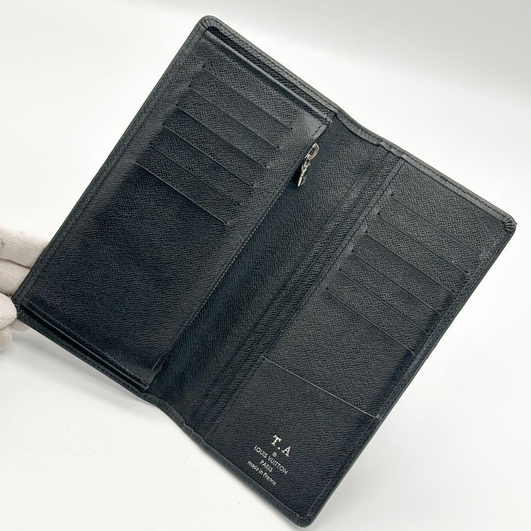 【使用わずか】ルイヴィトン ポルトフォイユ ブラザ タイガ ブラック 二つ折り