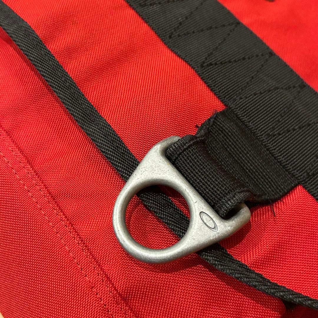 00s OAKLEY オークリーショ ルダー メッセンジャーバッグ メタルロゴ