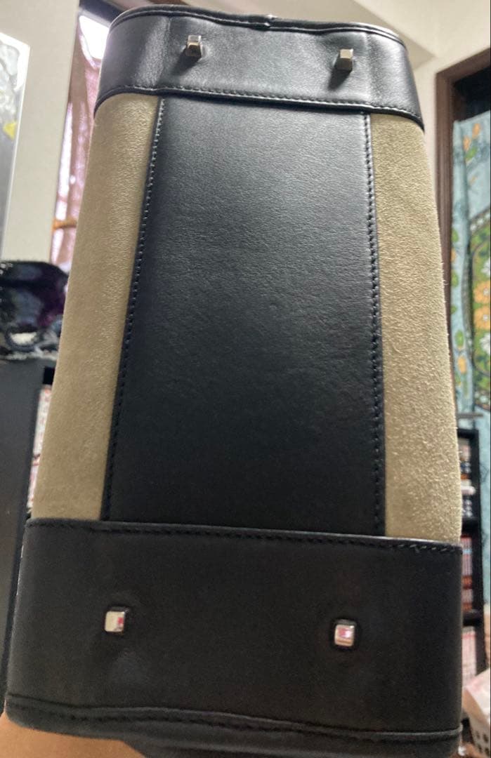 【美品】正規品ロエベ LOEWE ハンドバッグ　アマソナ28 スエード カーキ黒