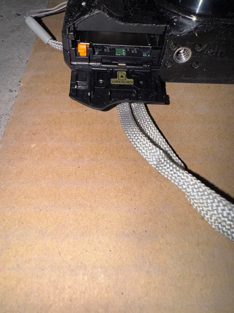 Fujifilm FinePix F770EXR 20倍ズーム 動作未確認