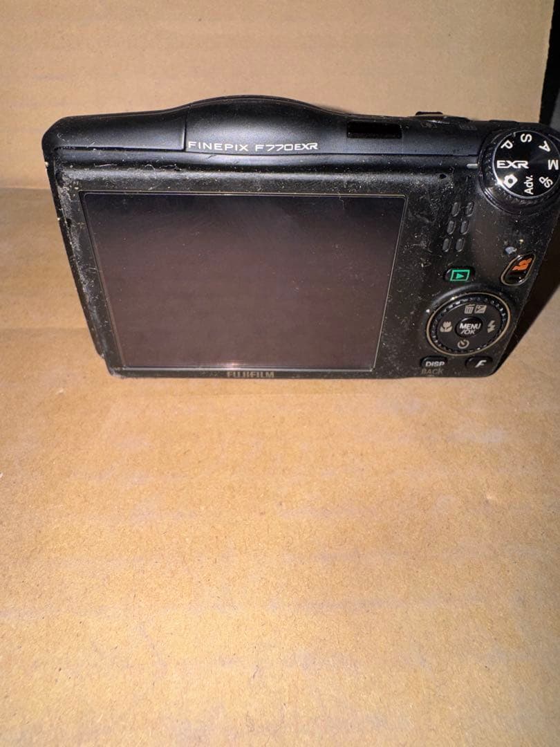 Fujifilm FinePix F770EXR 20倍ズーム 動作未確認