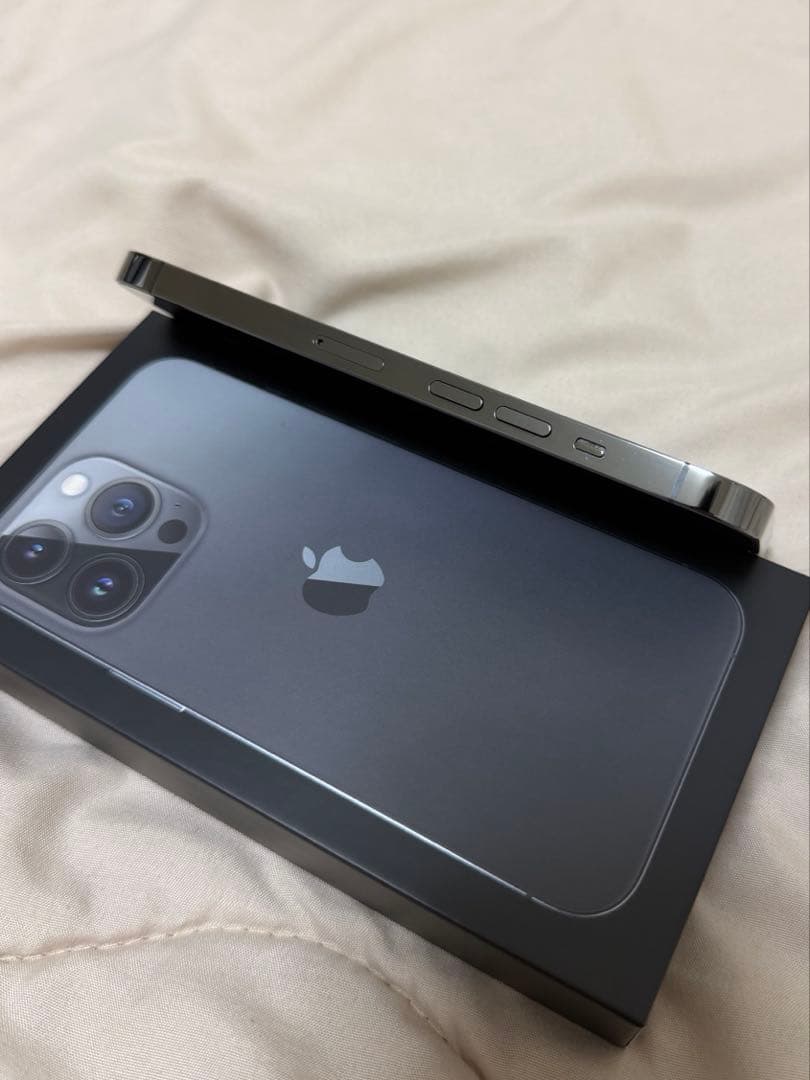 [ランド]　iPhone 13 Pro 256gb SIMフリー