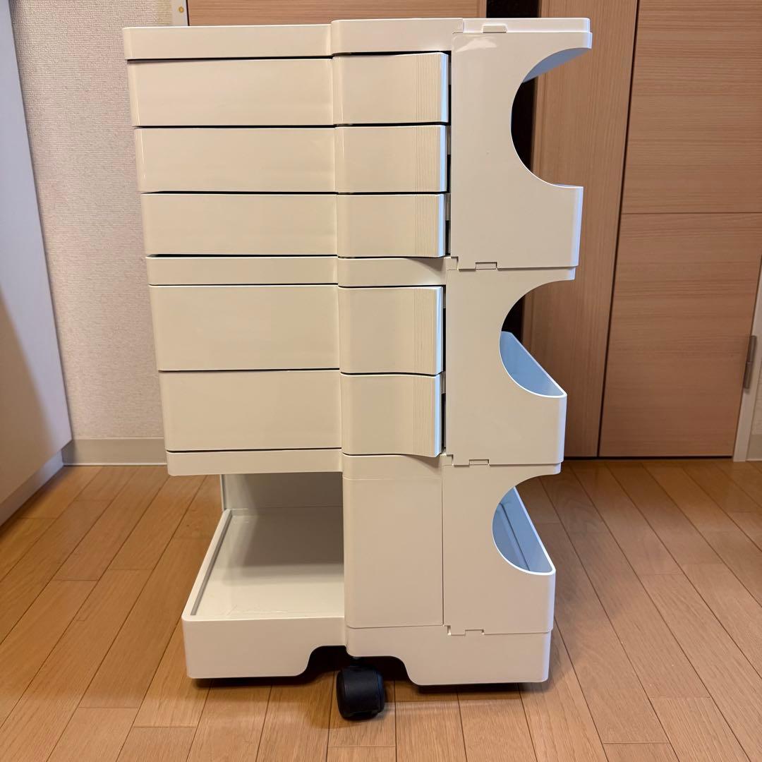 ジョエ・コロンボ　ボビーワゴン 3段5トレイ ホワイト 正規品