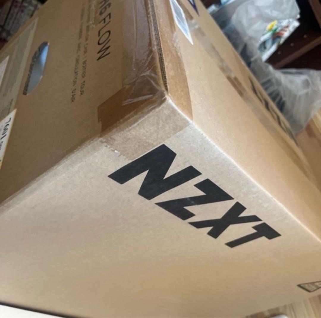 PCケース(NZXT H6flow)