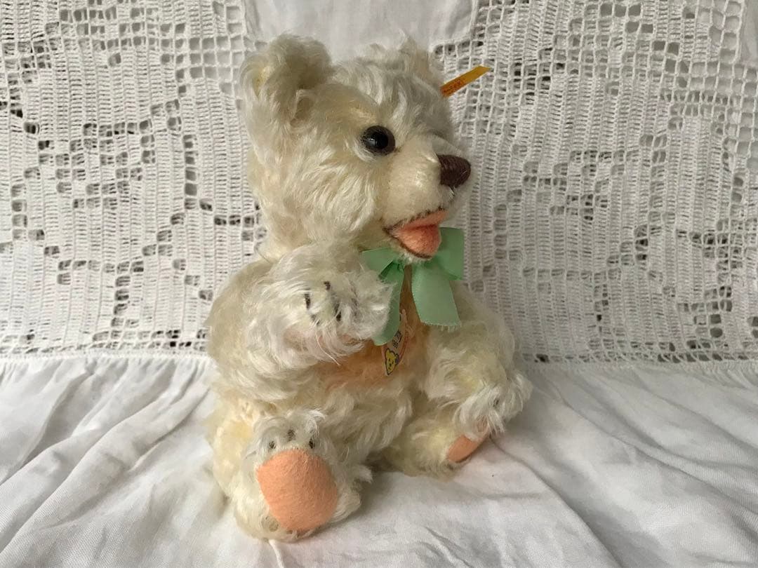 Steiff テディベアのZotty