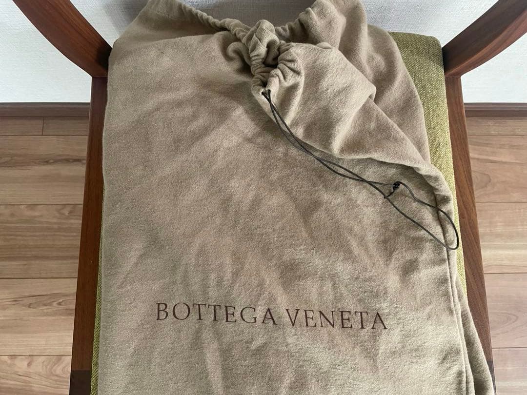 【美品】ボッテガヴェネタ イントレチャート トートバッグ