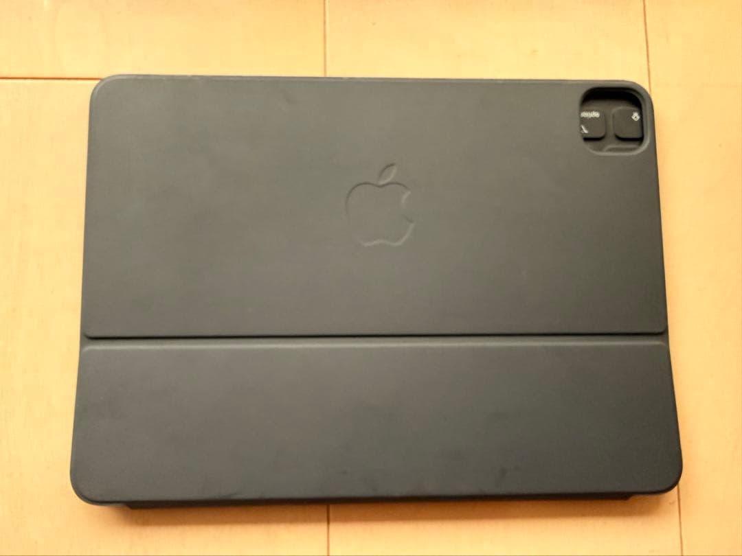 T*i様 iPad Smart Keyboard Folio A2038