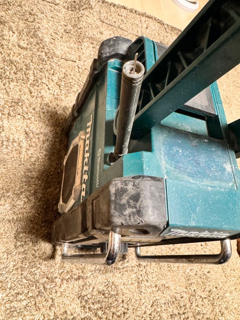 Makita MR006 Bluetoothラジオ