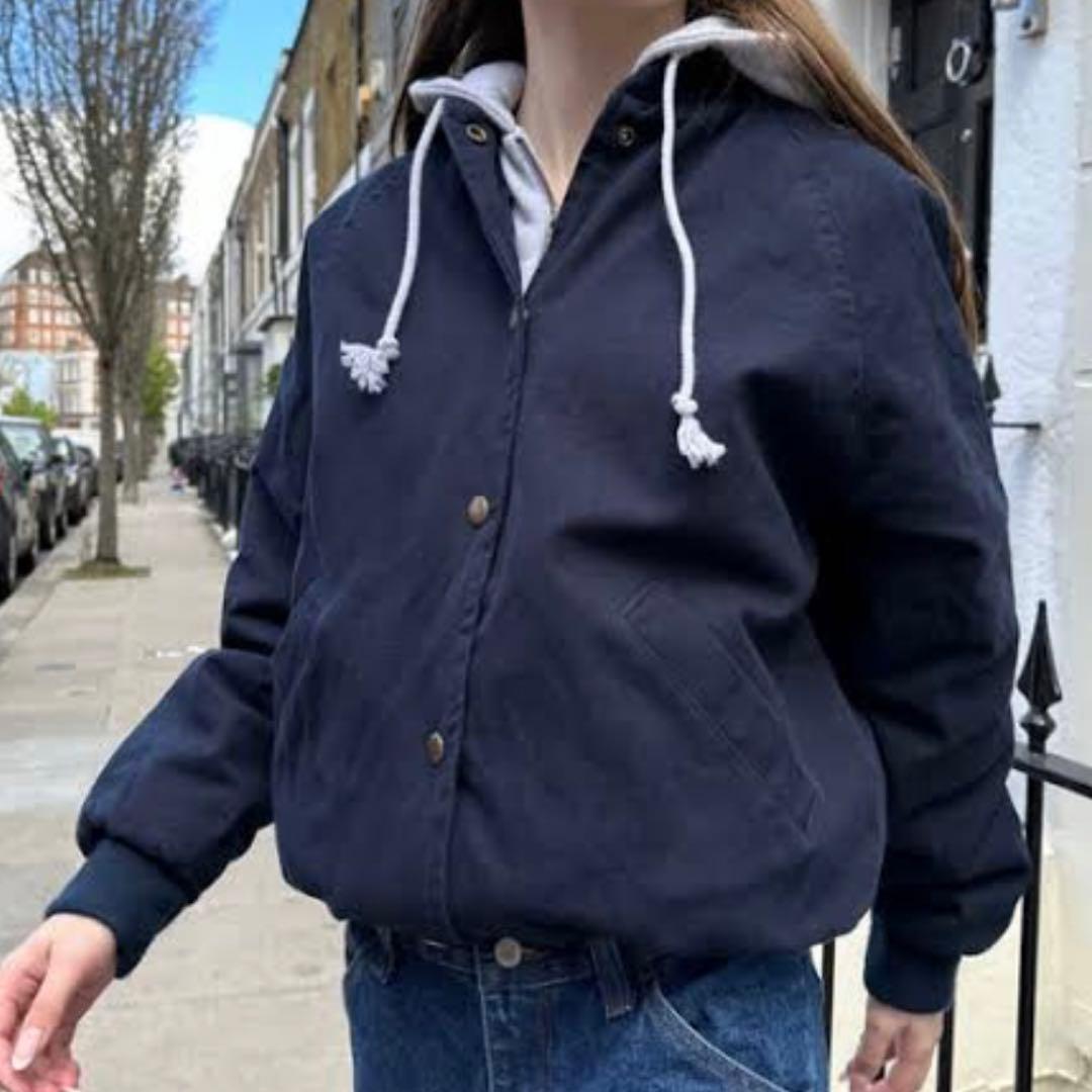 brandy melville スタジャン ジャケット アウター