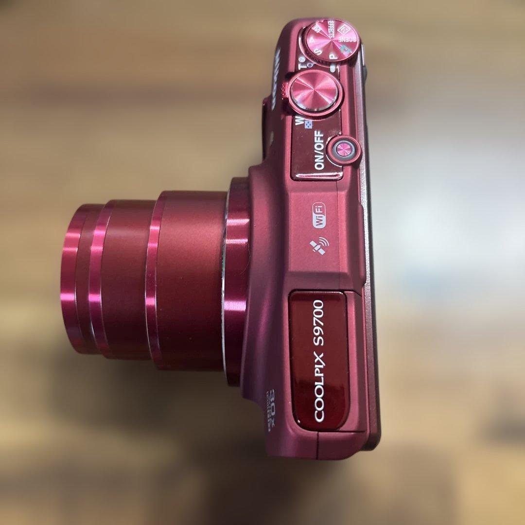 Nikon COOLPIX S9700 赤