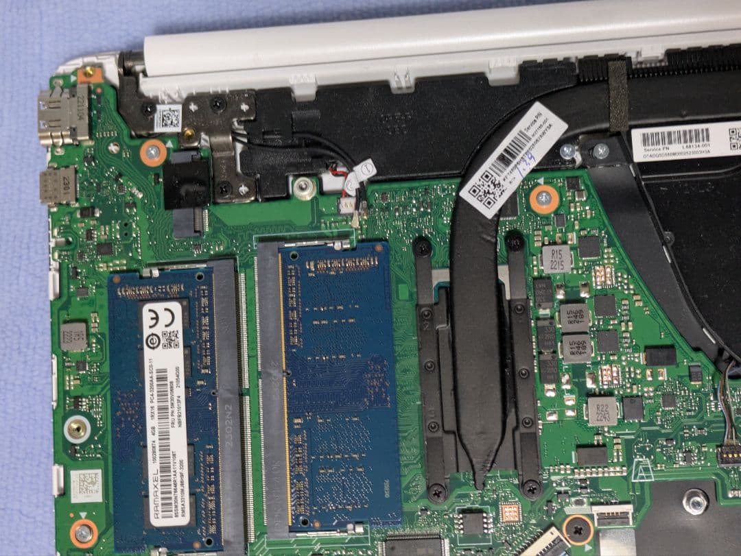 12世代 corei5 HPノートパソコン 15S-f45042TU