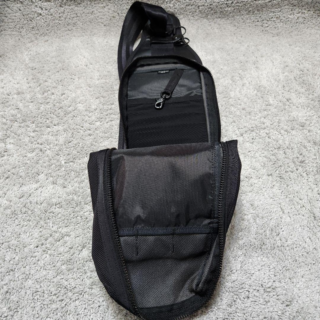 【美品】PORTER HEAT スリングショルダーバッグ