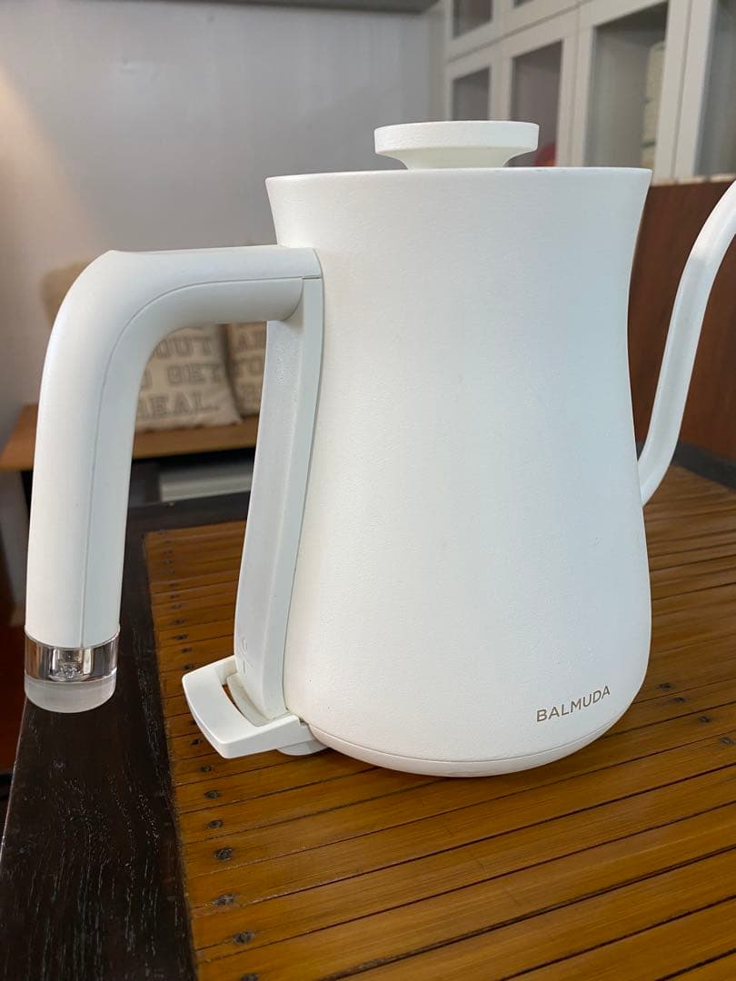 ⭐️【全国送料無料】バルミューダ　ザ　ポット　ケトル　電気　BALMUDA