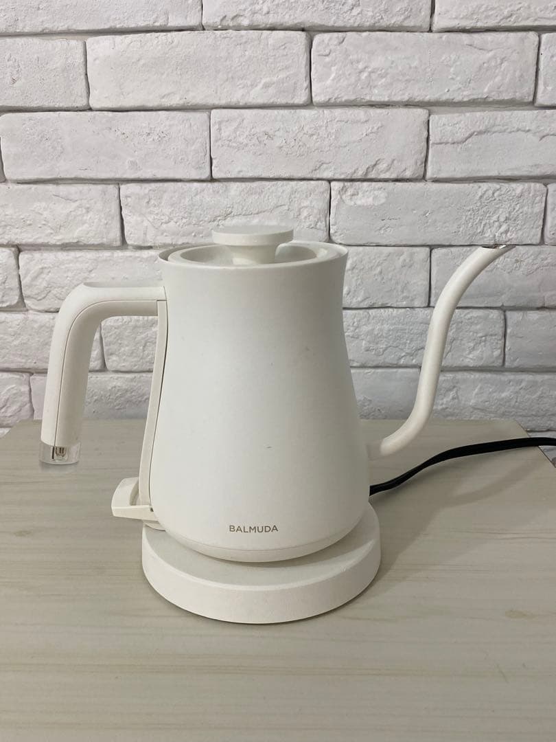 ⭐️【全国送料無料】バルミューダ　ザ　ポット　ケトル　電気　BALMUDA