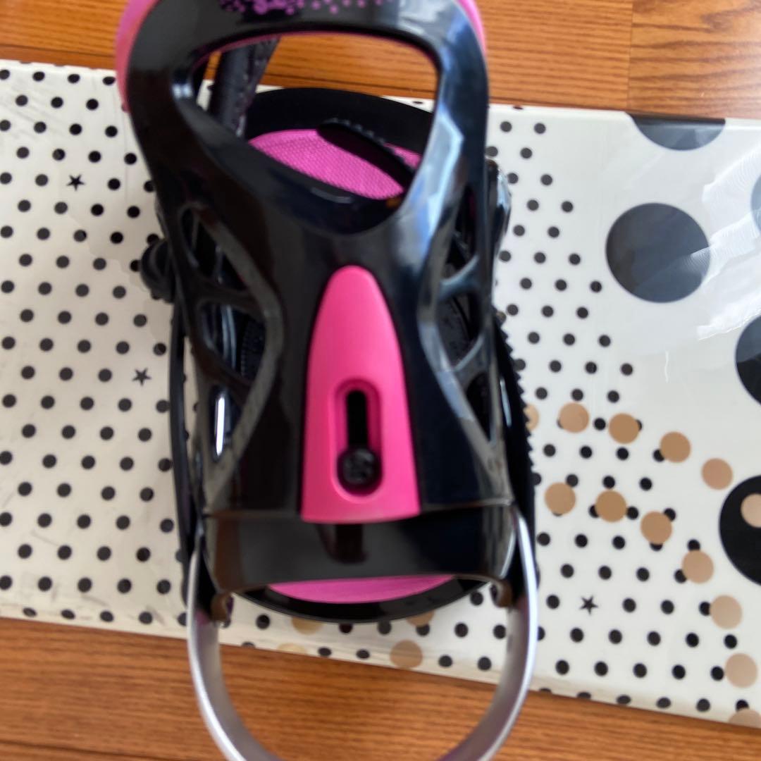 スノーボード Sサイズ 白黒水玉　ケース付き