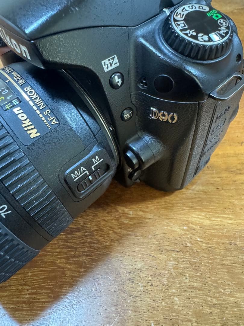 NIKON ニコン D90 デジタル ボディ #レンズ無し　バッテリー充電器付属