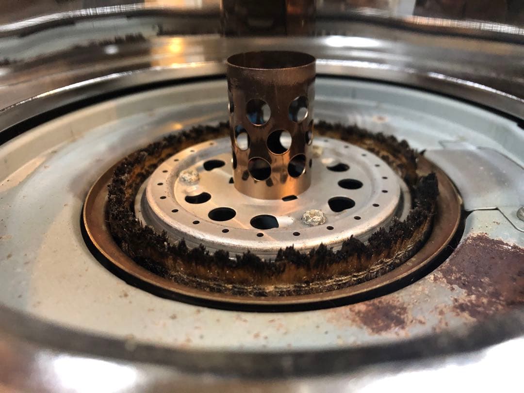 〈良品◎〉〈中古〉コロナ　石油ストーブ　2014年製　箱有　防寒　暖房　寒さ対策