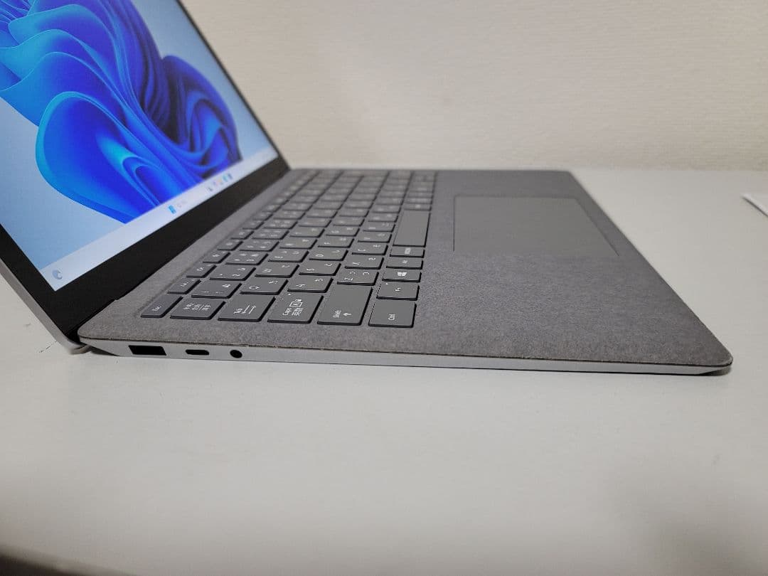 ちゃんぽん様線　Surface Laptop4 13.5インチ Ryzen 5