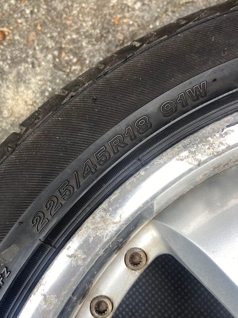 18インチアルミホイール4本