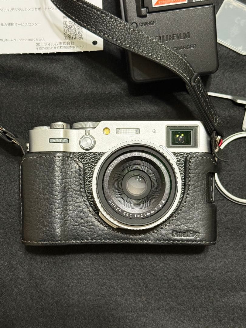 Fujifilm X100V コンパクトデジタルカメラ