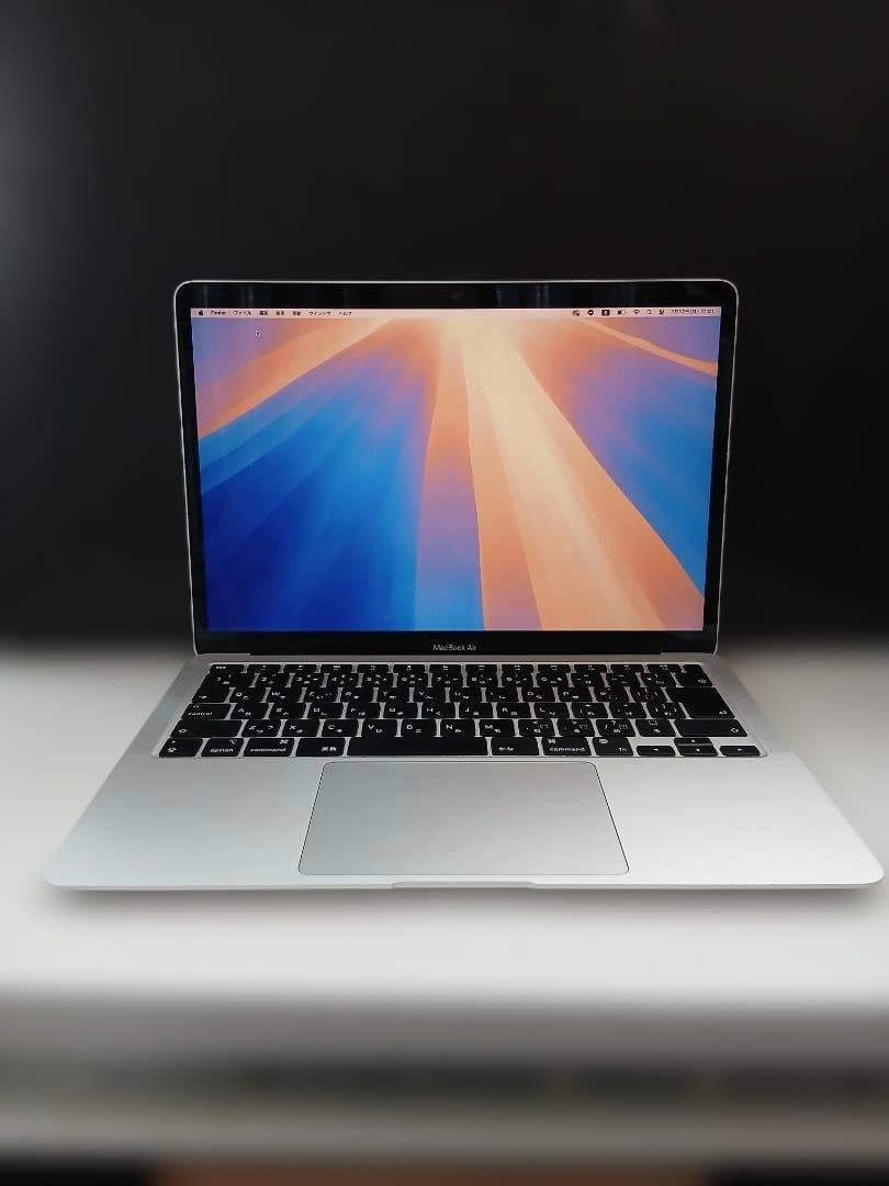 Apple MacBook Air (M1, 2020) アダプター付属